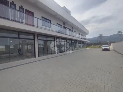 Apartamento com 2 Quartos para alugar, 40m² no Caminho Novo, Palhoça