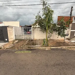 Casa com 2 Quartos à venda, 80m² no Conjunto Habitacional Vila dos Comerciários I, Marília