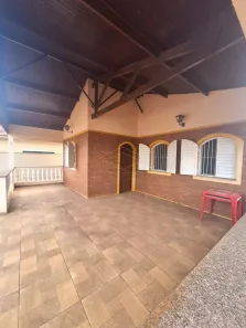 Casa com 3 Quartos para alugar, 174m² no Núcleo Habitacional de Barra Bonita, Barra Bonita