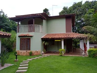Fazenda/Sítio com 3 Quartos à venda, 286m² no Éden, Sorocaba