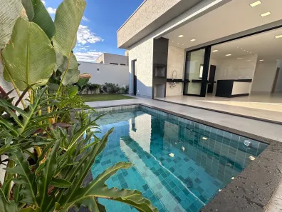 Casa de Condomínio com 3 Quartos à venda, 192m² no Jardins Capri, Senador Canedo