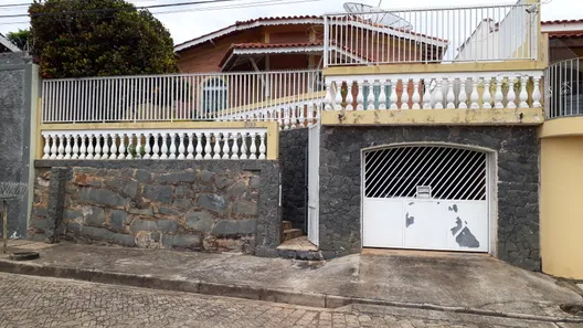 Casa com 4 Quartos à venda, 200m² no Centro, Piracaia