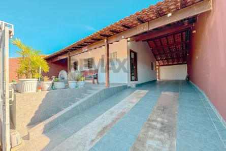 Casa com 2 Quartos à venda, 184m² no Conjunto Habitacional José Garcia Molina, Londrina