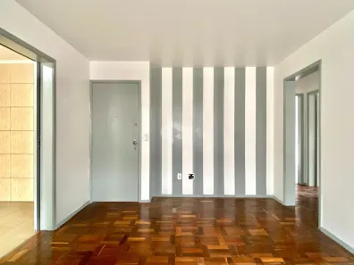 Apartamento com 3 Quartos à venda, 80m² no Vila Ipiranga, Porto Alegre