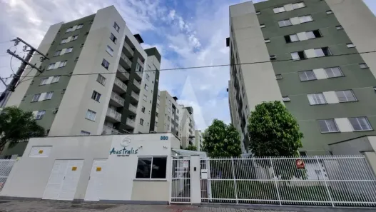 Apartamento com 2 Quartos para alugar, 59m² no Santo Antônio, Joinville