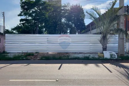 Lote/Terreno à venda, 750m² no Olaria, Porto Velho