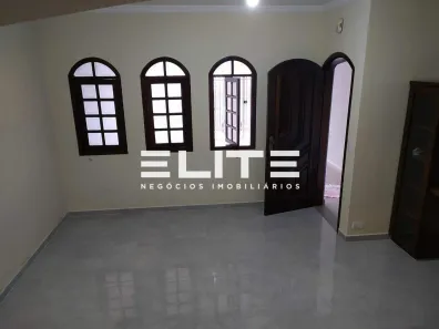 Sobrado com 3 Quartos à venda, 180m² no Jardim Las Vegas, Santo André