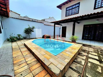 Casa com 6 Quartos à venda, 336m² no Camboinhas, Niterói