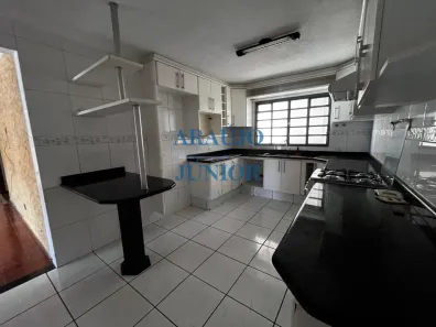 Casa com 3 Quartos à venda, 130m² no Jardim Guanabara, Americana