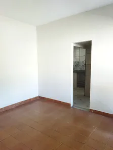 Casa com 1 Quarto para alugar, 40m² no Centro, Nilópolis
