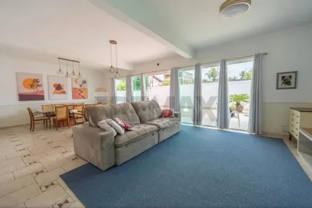 Casa com 5 Quartos à venda, 260m² no Jardim Virgínia, Guarujá