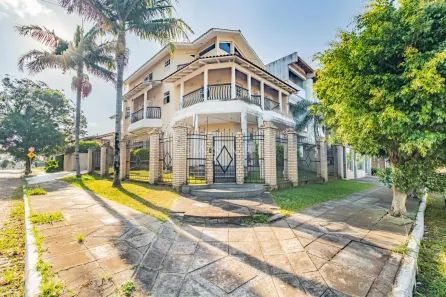 Casa com 3 Quartos à venda, 260m² no Dom Feliciano, Gravataí