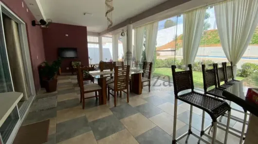 Sobrado com 5 Quartos à venda, 540m² no Condomínio Residencial Mirante do Vale, Jacareí