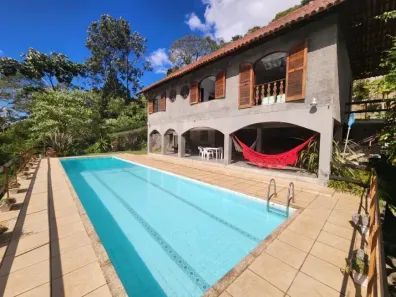 Casa com 3 Quartos para alugar, 300m² no Parque do Imbui, Teresópolis