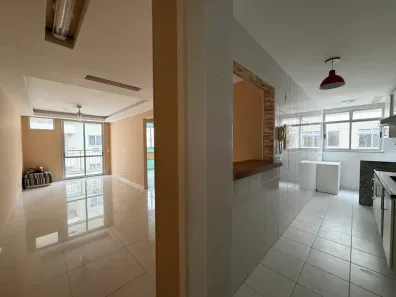 Apartamento com 2 Quartos para alugar, 67m² no Praça Seca, Rio de Janeiro