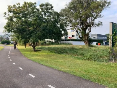 Lote/Terreno à venda, 702m² no Jurerê Internacional, Florianópolis