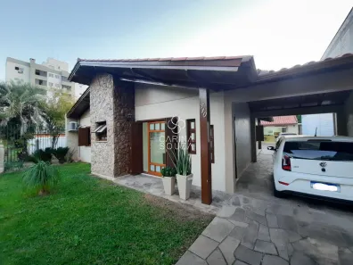 Casa com 3 Quartos à venda, 234m² no Vila Nova, Novo Hamburgo