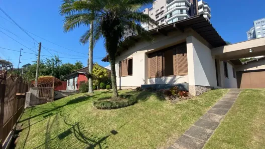 Casa com 4 Quartos para alugar, 265m² no Ouro Branco, Novo Hamburgo