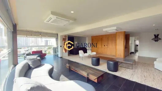 Apartamento com 3 Quartos para alugar, 206m² no Vila Romana, São Paulo
