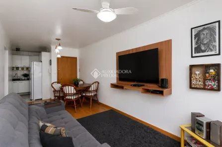 Apartamento com 1 Quarto à venda, 47m² no Jardim do Salso, Porto Alegre