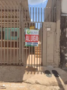 Casa com 2 Quartos para alugar, 50m² no Santa Cruz, Cascavel