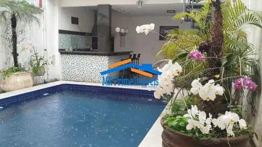 Sobrado com 4 Quartos à venda, 375m² no Umuarama, Osasco