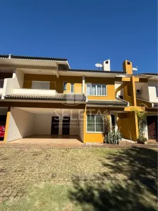Sobrado com 3 Quartos para alugar, 178m² no Centro, Cascavel
