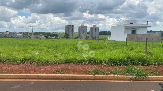 Lote/Terreno à venda, 300m² no Loteamento Portal do Vale II, Uberlândia