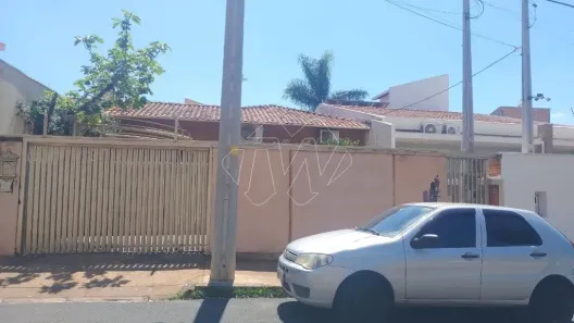 Casa com 2 Quartos à venda, 179m² no Vila Ferroviária, Araraquara