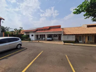 Casa de Condomínio com 3 Quartos à venda, 210m² no Residencial Santa Clara, Londrina