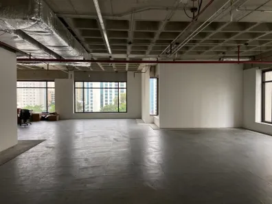 Sala Comercial para alugar, 200m² no Indianópolis, São Paulo