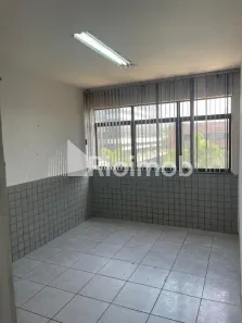 Sala Comercial para venda ou aluguel, 20m² no Recreio dos Bandeirantes, Rio de Janeiro