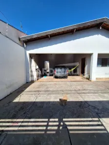 Casa com 2 Quartos à venda, 123m² no Jardim Ipanema, São Carlos
