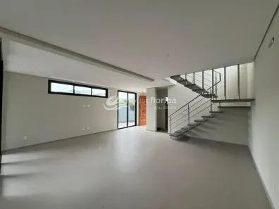 Casa com 4 Quartos à venda, 141m² no Pântano do Sul, Florianópolis