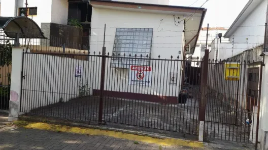 Lote/Terreno à venda, 253m² no Santa Cecília, Porto Alegre