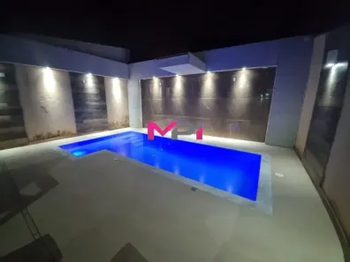 Sobrado com 3 Quartos à venda, 280m² no Vila M Genoveva, Jundiaí