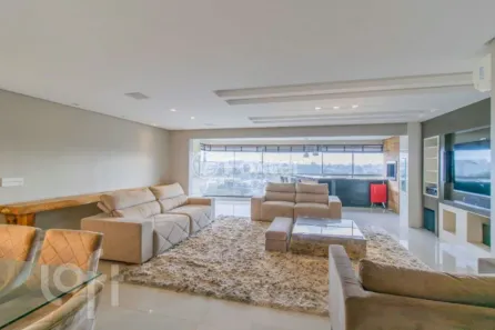Apartamento com 4 Quartos à venda, 200m² no Jardim do Salso, Porto Alegre