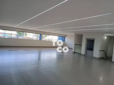 Prédio Comercial à venda, 320m² no Martins, Uberlândia