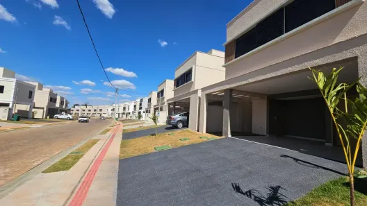 Casa de Condomínio com 4 Quartos à venda, 180m² no Jardins Marselha, Aparecida de Goiânia