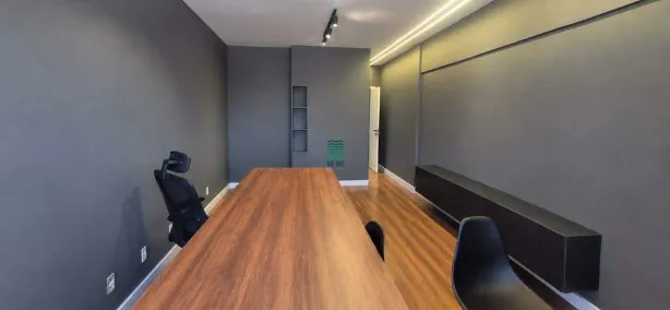 Sala Comercial à venda, 26m² no Enseada do Suá, Vitória