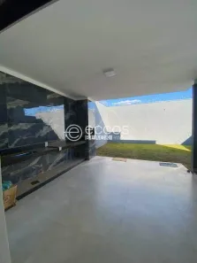 Casa com 3 Quartos à venda, 180m² no Novo Mundo, Uberlândia