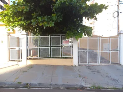 Casa com 2 Quartos para alugar, 53m² no Jardim Aquinópolis, Presidente Prudente