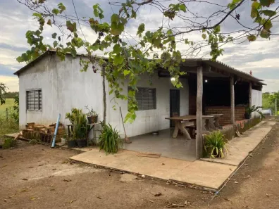 Fazenda/Sítio com 3 Quartos à venda, 13000m² no Centro, Anápolis