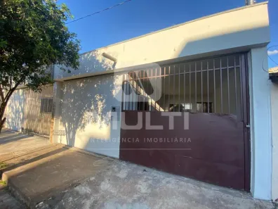 Casa com 2 Quartos para alugar, 80m² no Minas Gerais, Uberlândia