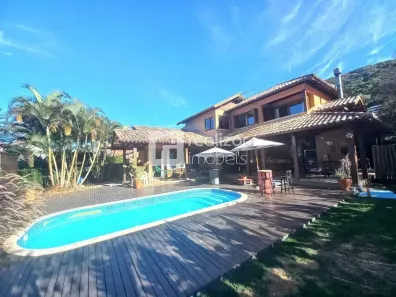 Casa com 3 Quartos para alugar, 265m² no Lagoa da Conceição, Florianópolis
