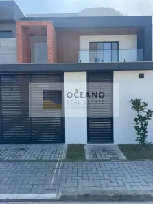 Casa de Condomínio com 4 Quartos à venda, 250m² no Vargem Pequena, Rio de Janeiro