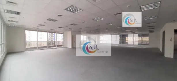 Sala Comercial para alugar, 2070m² no Vila Uberabinha, São Paulo