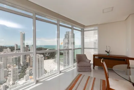 Apartamento com 4 Quartos à venda, 240m² no Centro, Balneário Camboriú