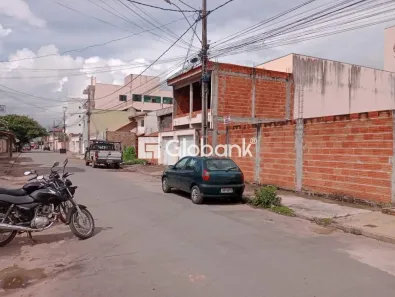 Lote/Terreno à venda, 360m² no Major Prates, Montes Claros
