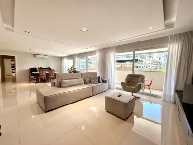 Apartamento com 3 Quartos à venda, 256m² no Exposição, Caxias do Sul